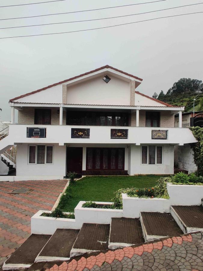 Ls Cottage ウーティ エクステリア 写真