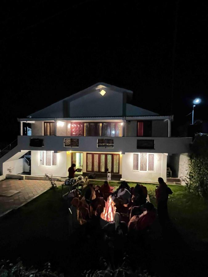 Ls Cottage ウーティ エクステリア 写真